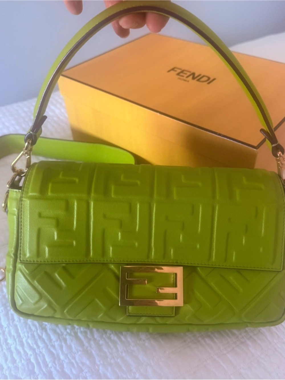 Fendi Lime Green Baguette with Gold Hardware - Picture 2 of 13